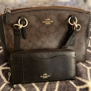 Coach purse with matching wallet